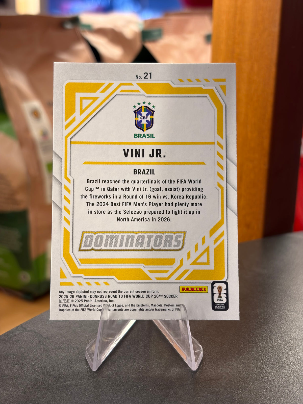 Vinícius Júnior — Panini Donruss Road to FIFA World Cup 2026 (No. 21), insert Dominator Red