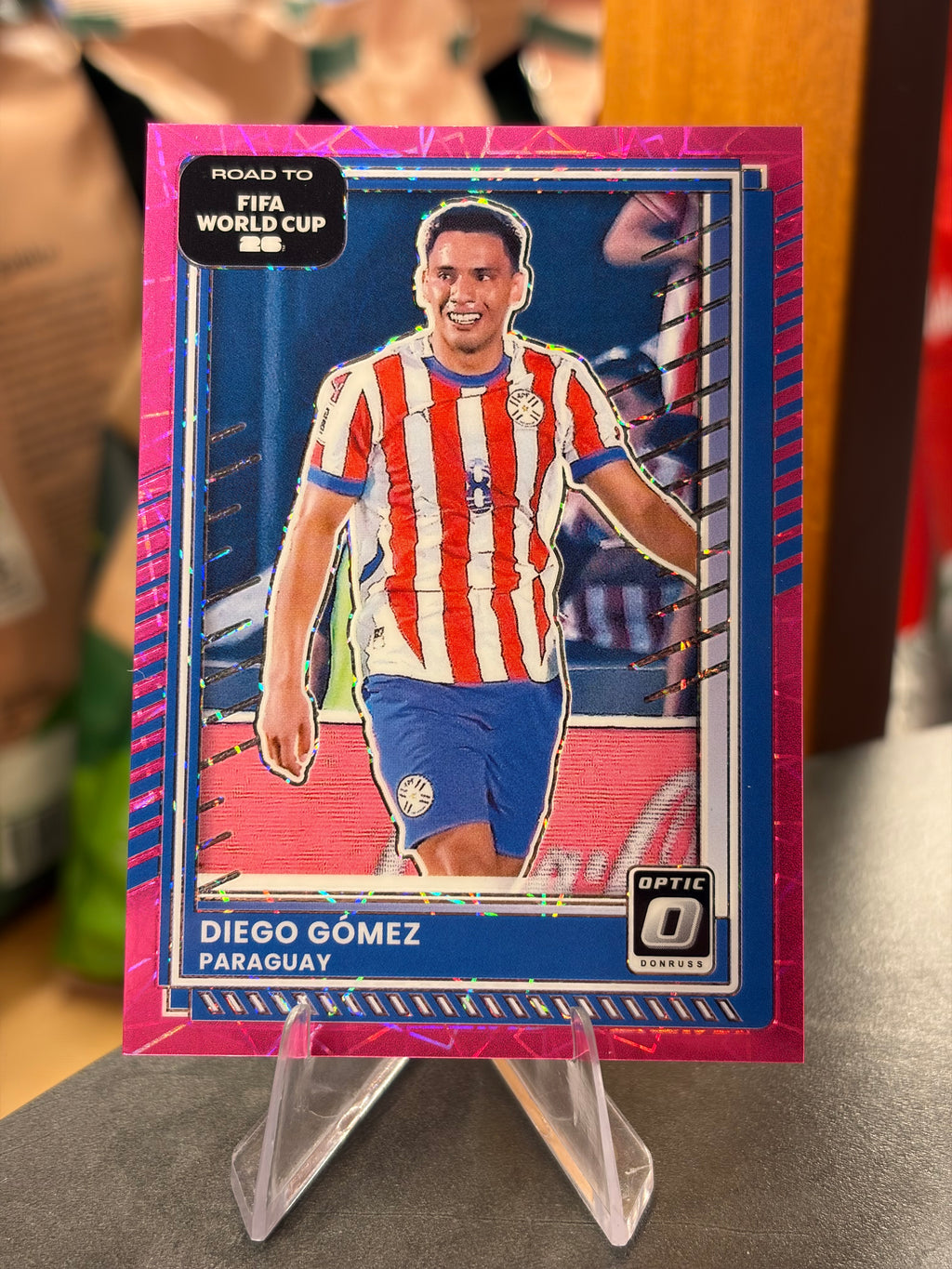 Diego Gómez — Panini Donruss Optic Road to FIFA World Cup 2026 (No. 153), paralela Pink Velocity 85/99