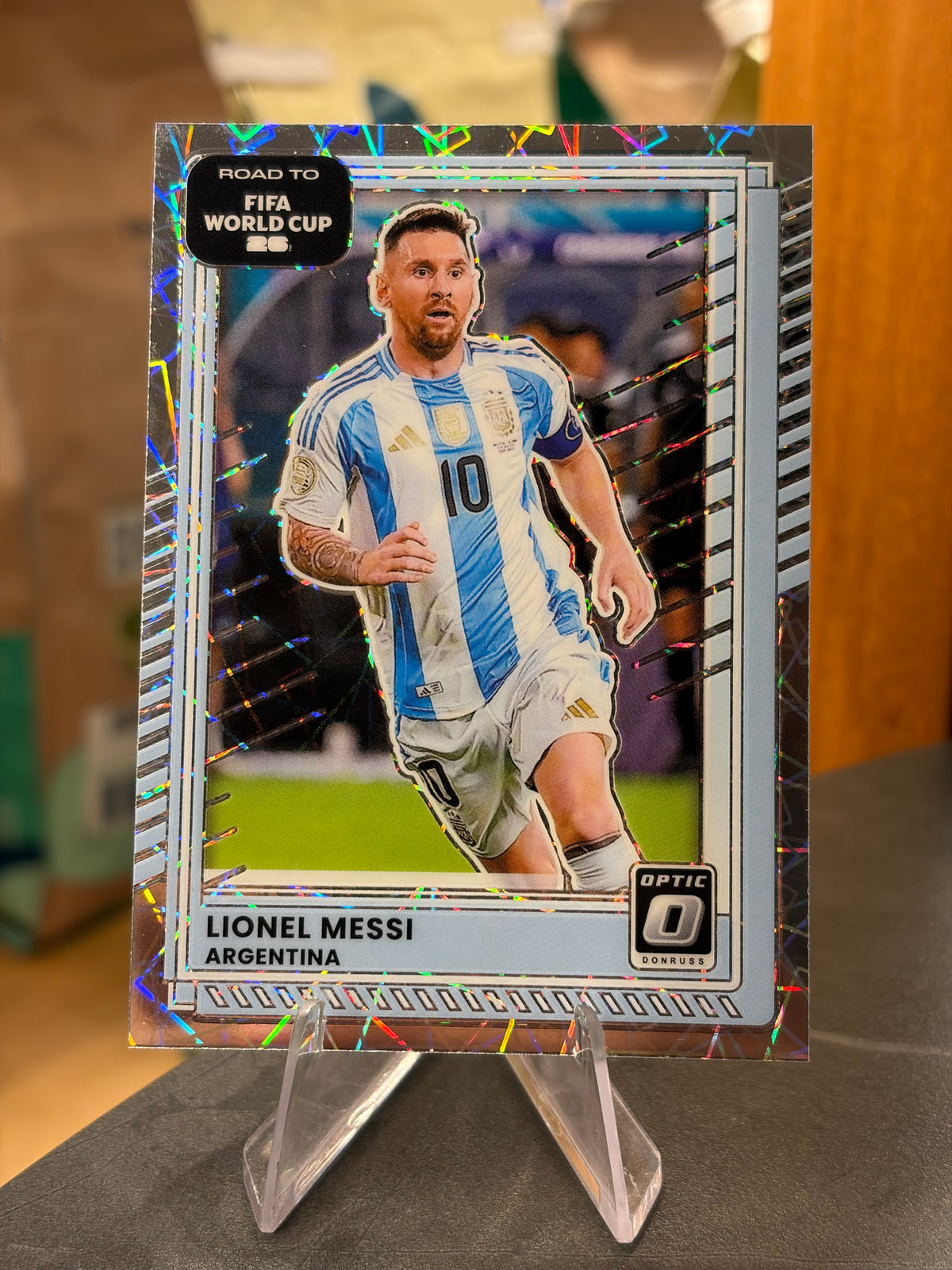 Lionel Messi — Panini Donruss Optic Road to FIFA World Cup 2026 (No. 154), paralela Velocity