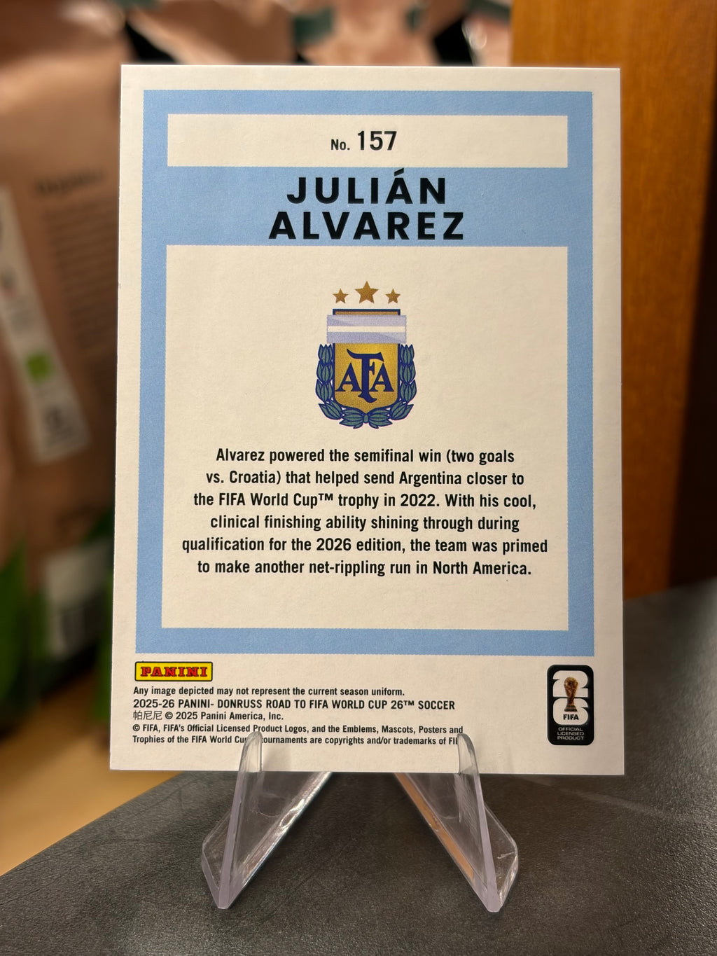 Julián Álvarez — Panini Donruss Road to FIFA World Cup 2026 (No. 157), paralela Pink Cubic 34/45