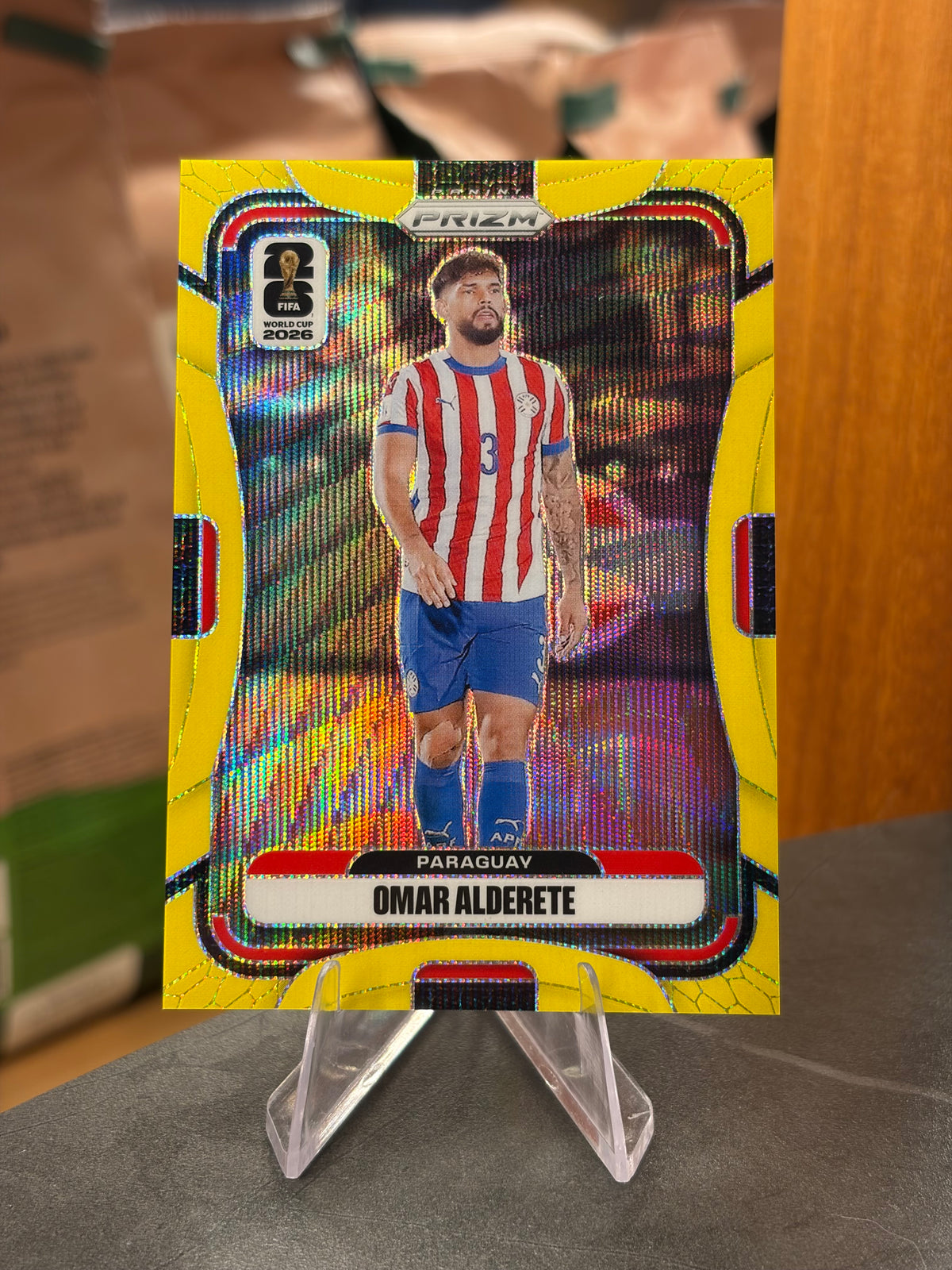 Omar Alderete — Panini Prizm FIFA World Cup 2026 (No. 346), paralela Fluorescent Yellow Wave 157/180