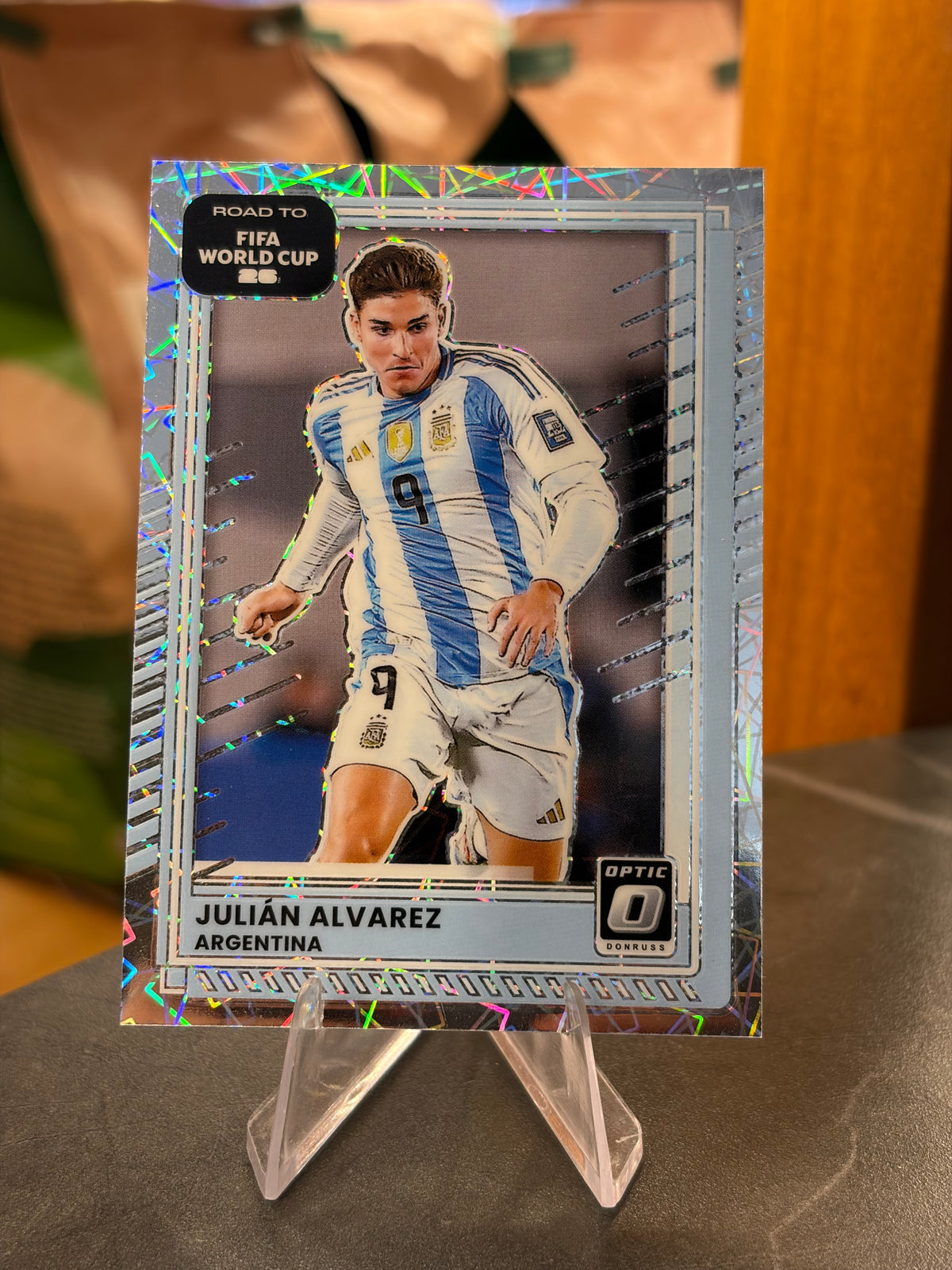 Julián Álvarez — Panini Donruss Optic Road to FIFA World Cup 2026 (No. 157), paralela Velocity