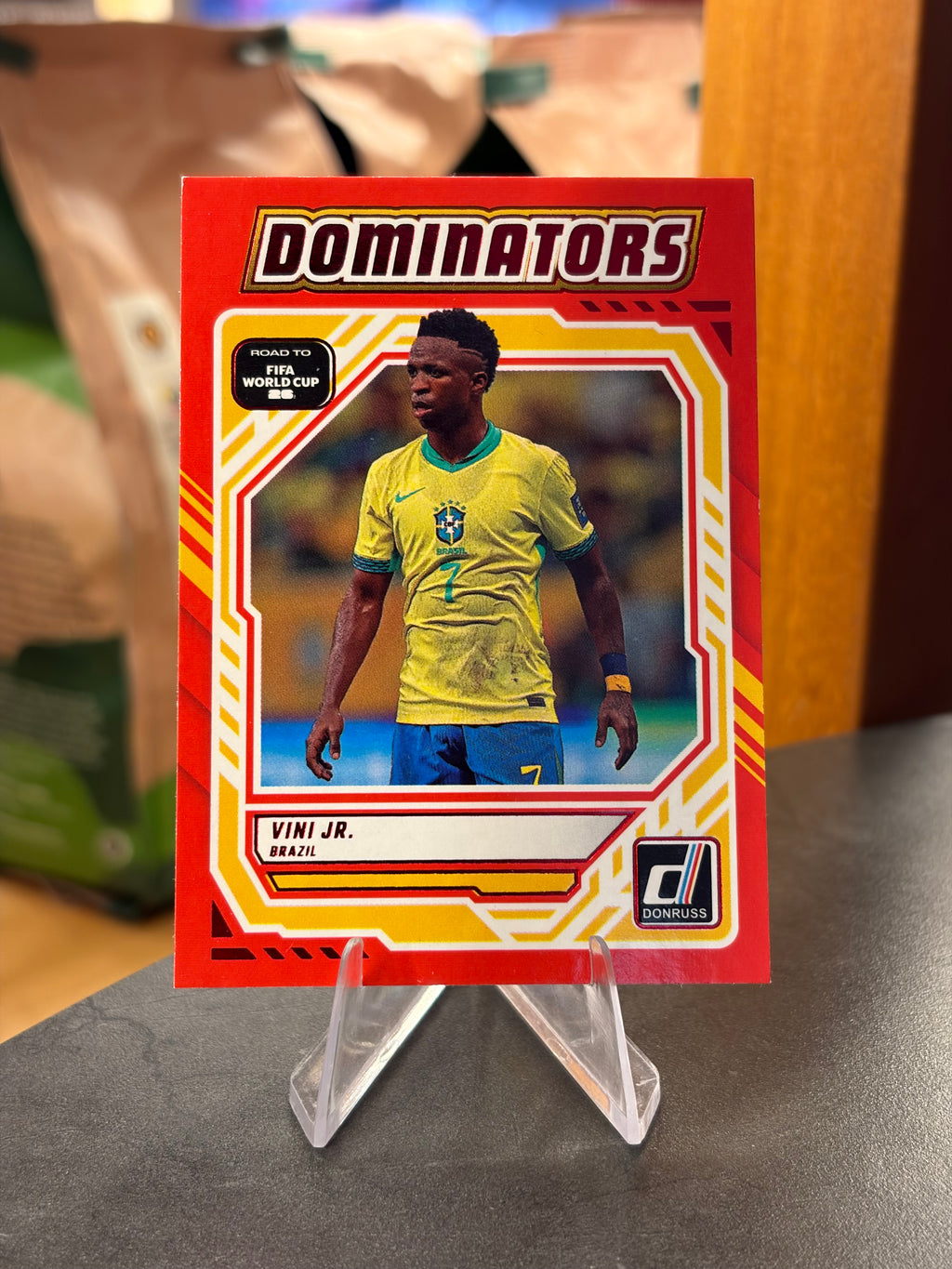 Vinícius Júnior — Panini Donruss Road to FIFA World Cup 2026 (No. 21), insert Dominator Red