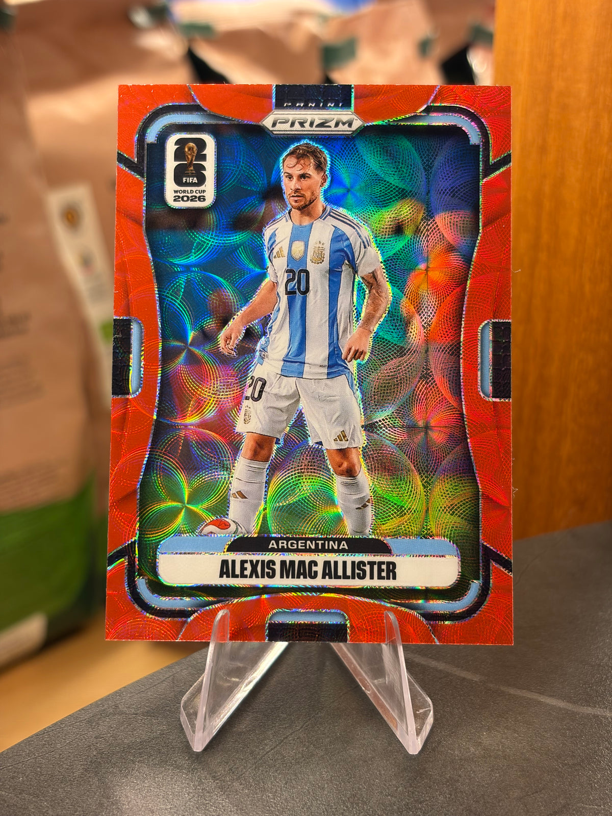 Alexis Mac Allister — Panini Prizm FIFA World Cup 2026 (No. 15), paralela Choice Red 61/85