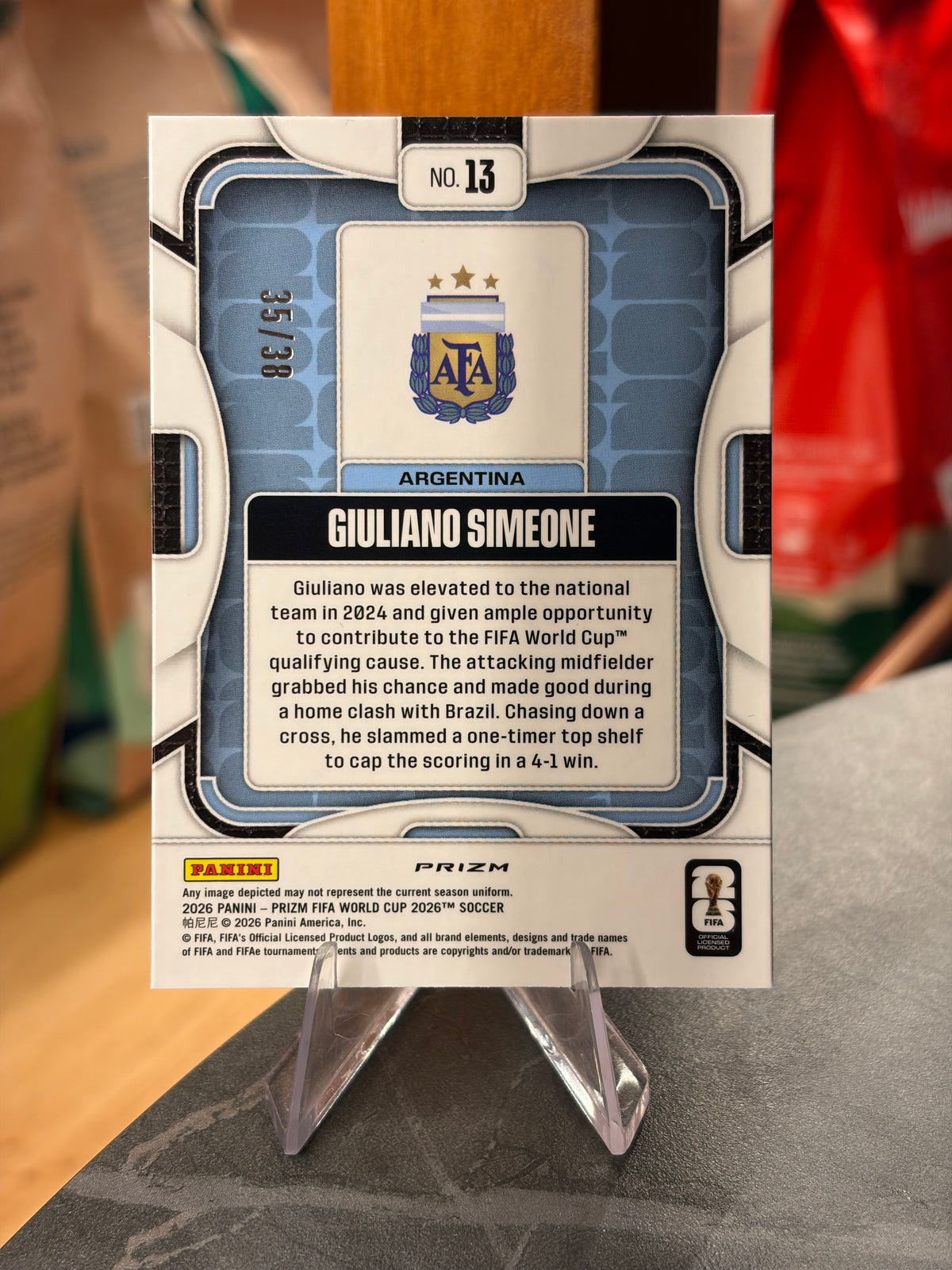 Giuliano Simeone — Panini Prizm FIFA World Cup 2026 (No. 13), paralela Choice Blue 35/38