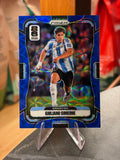 Giuliano Simeone — Panini Prizm FIFA World Cup 2026 (No. 13), paralela Choice Blue 35/38