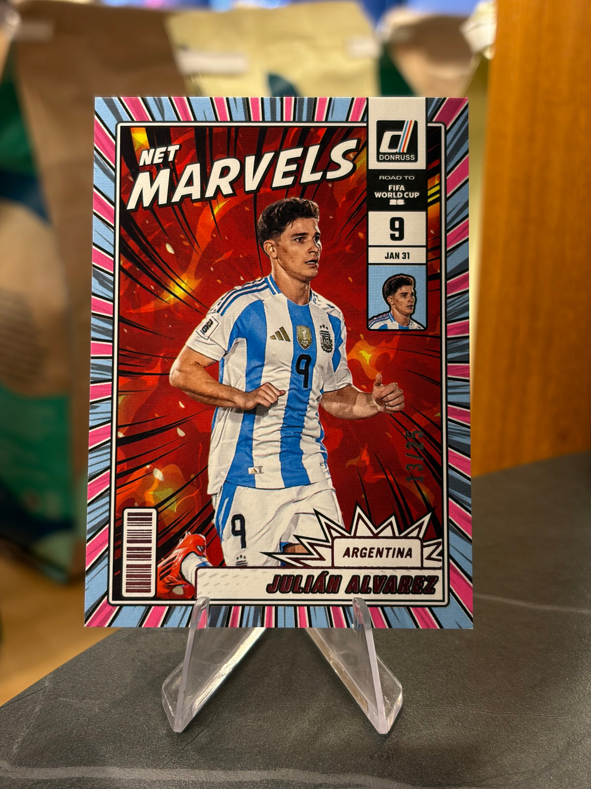 Julián Álvarez — Panini Donruss Road to FIFA World Cup 2026 (No. 14), insert Net Marvels Pink 13/25