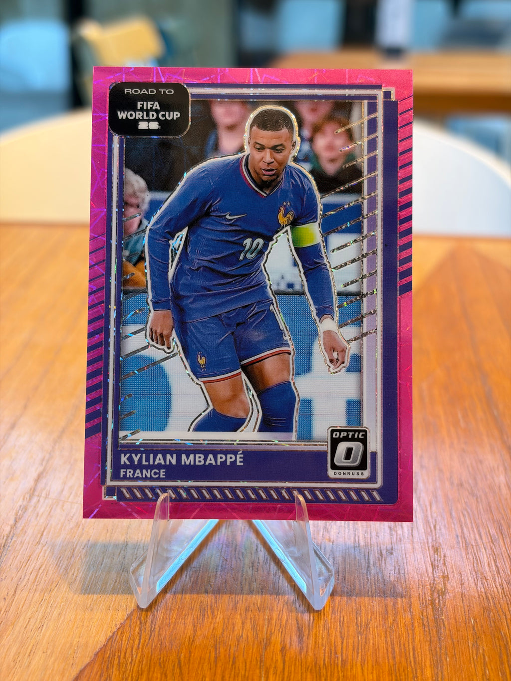 Kylian Mbappé — Panini Donruss Optic Road to FIFA World Cup 2026 (No. 145), paralela rosa 75/99