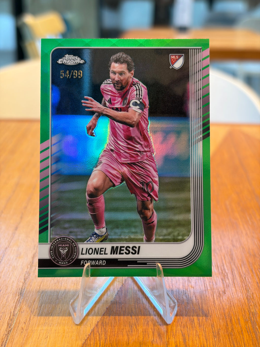 Lionel Messi — Topps Chrome MLS 2025 (No. 10), paralela verde 54/99, Inter Miami