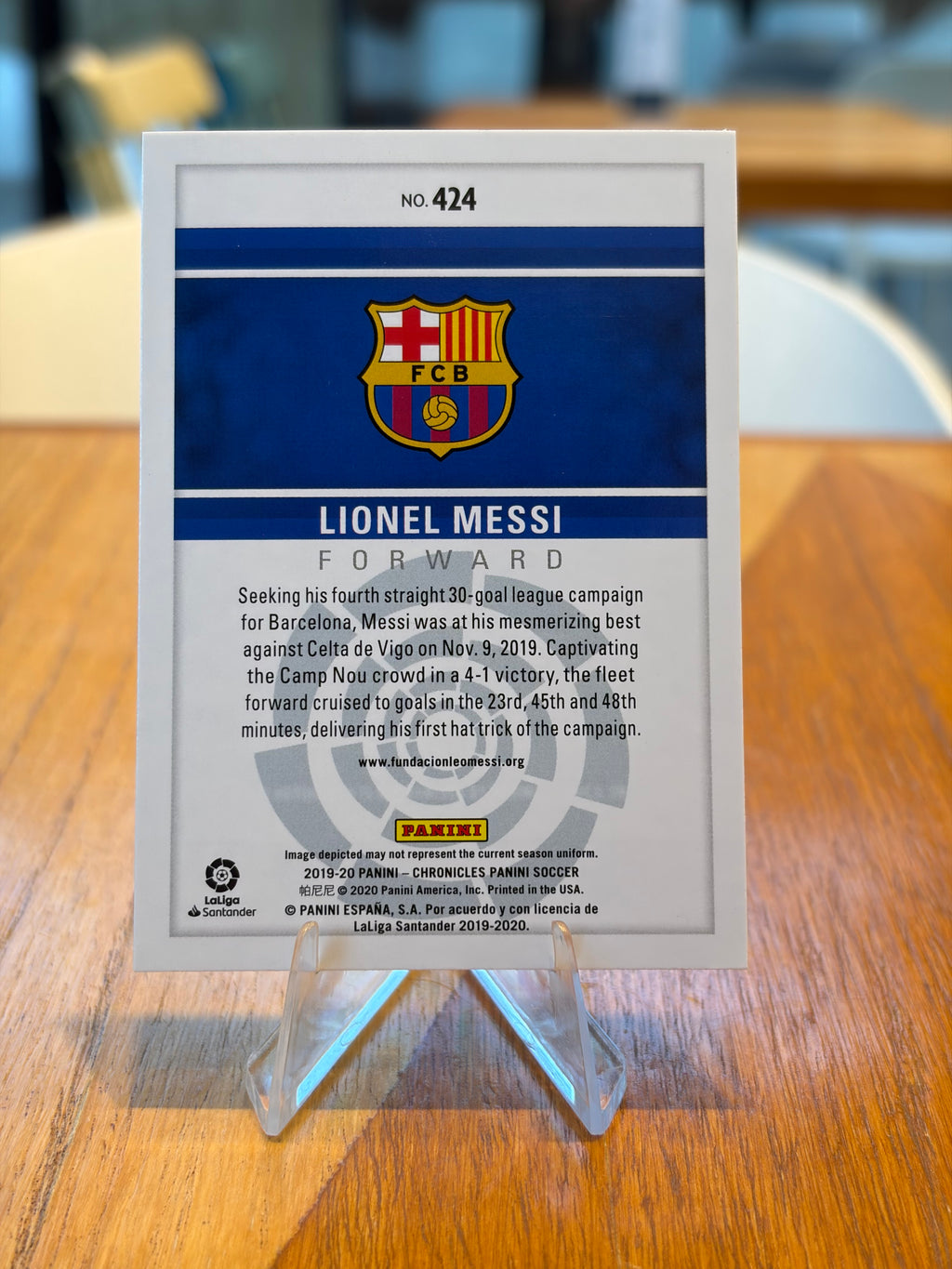 Lionel Messi — Panini Chronicles 2019-20, base Panini (No. 424), FC Barcelona